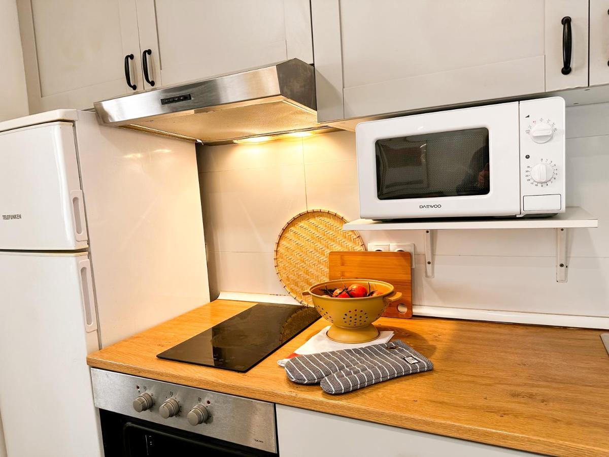 Muy Proximo A Valencia Apartment
